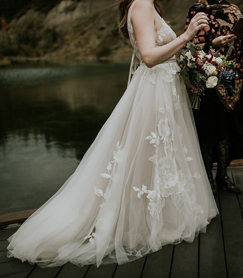 Willowby Galatea Used Wedding Dress Save 19% - Stillwhite