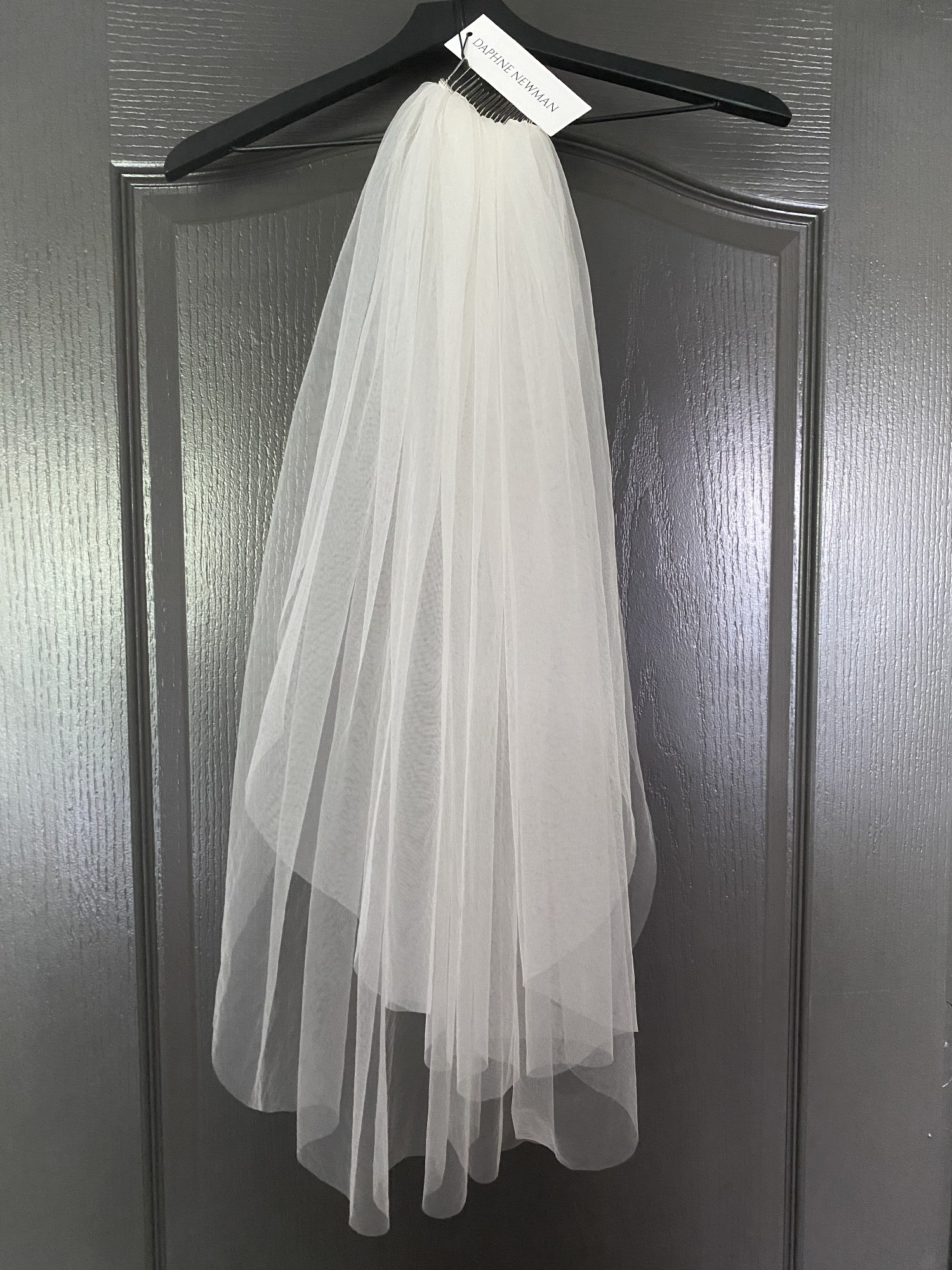Daphne Newman, Custom Veil New Wedding Dress - Stillwhite