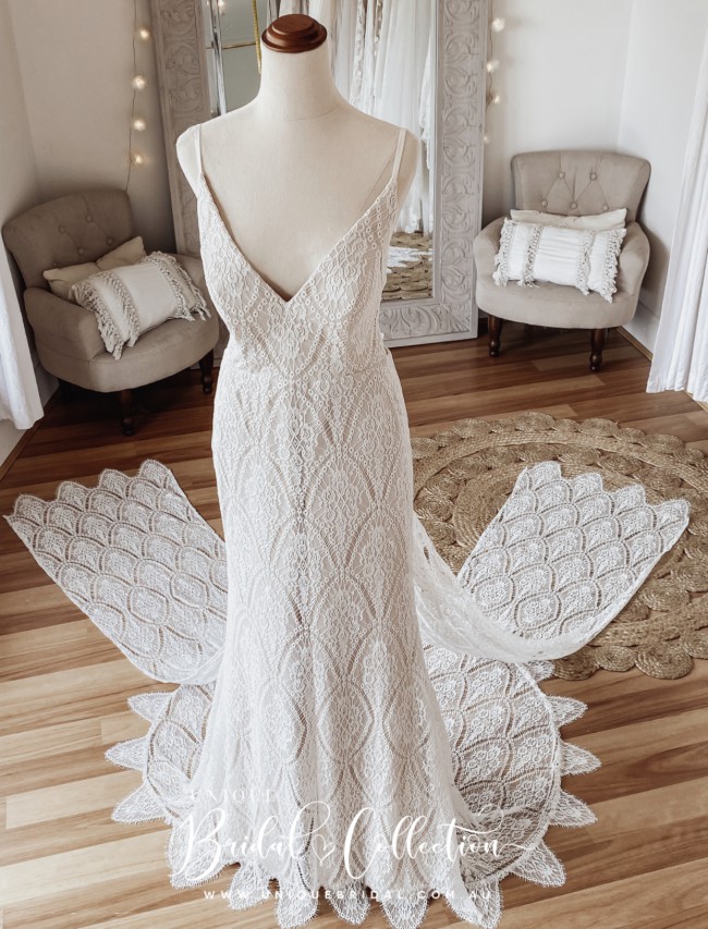 Unique Bridal Collection Mia