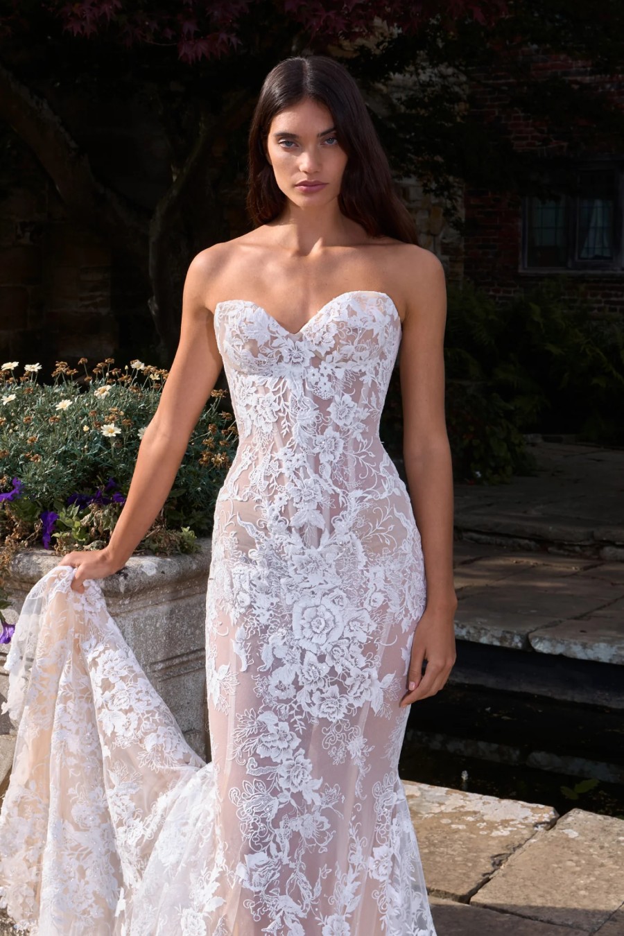 Galia Lahav Galia Lahav