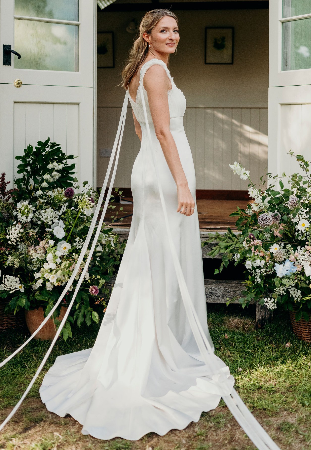 green emerald velvet dress Ladivine by Cinderella Divine CD791W 6 / Off White