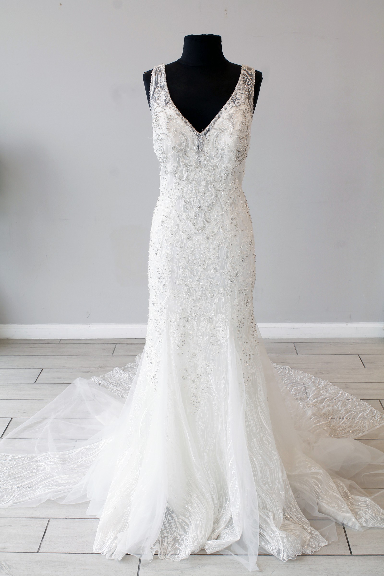Allure Couture C415 Sample Wedding Dress Save 30% - Stillwhite