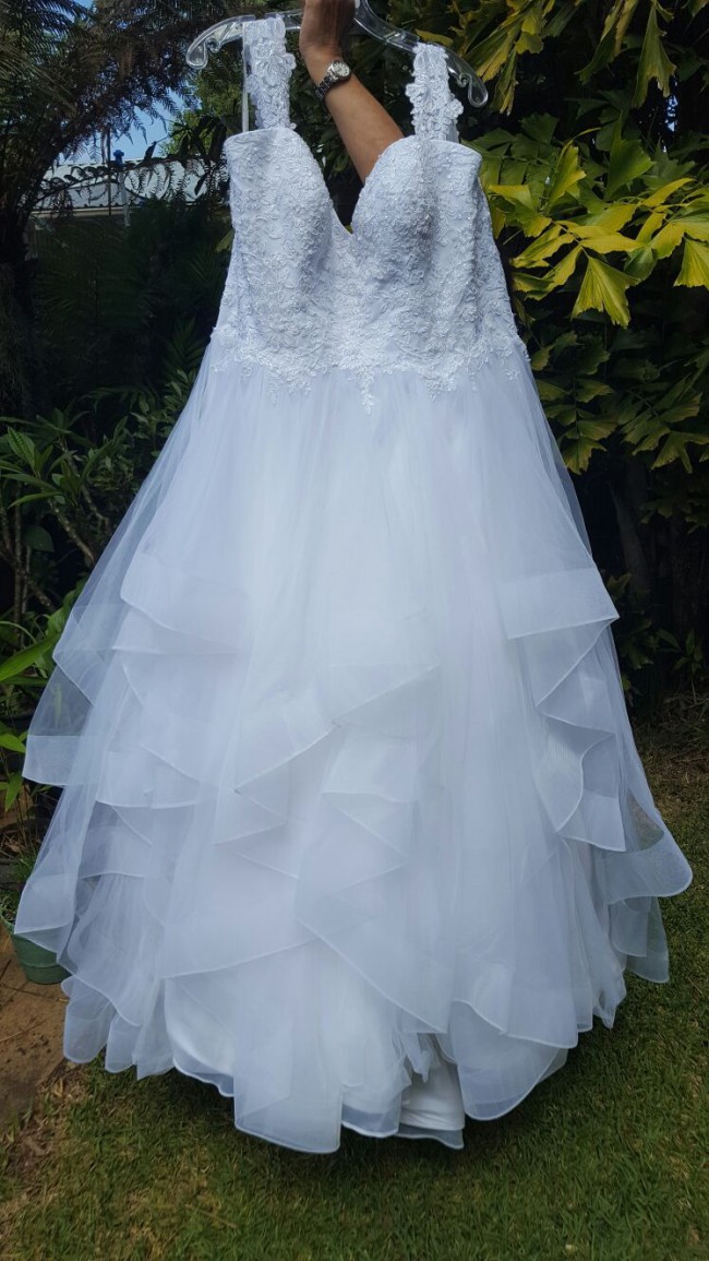 Stella York 6330dmlu Used Wedding Dress On Sale 77 Off