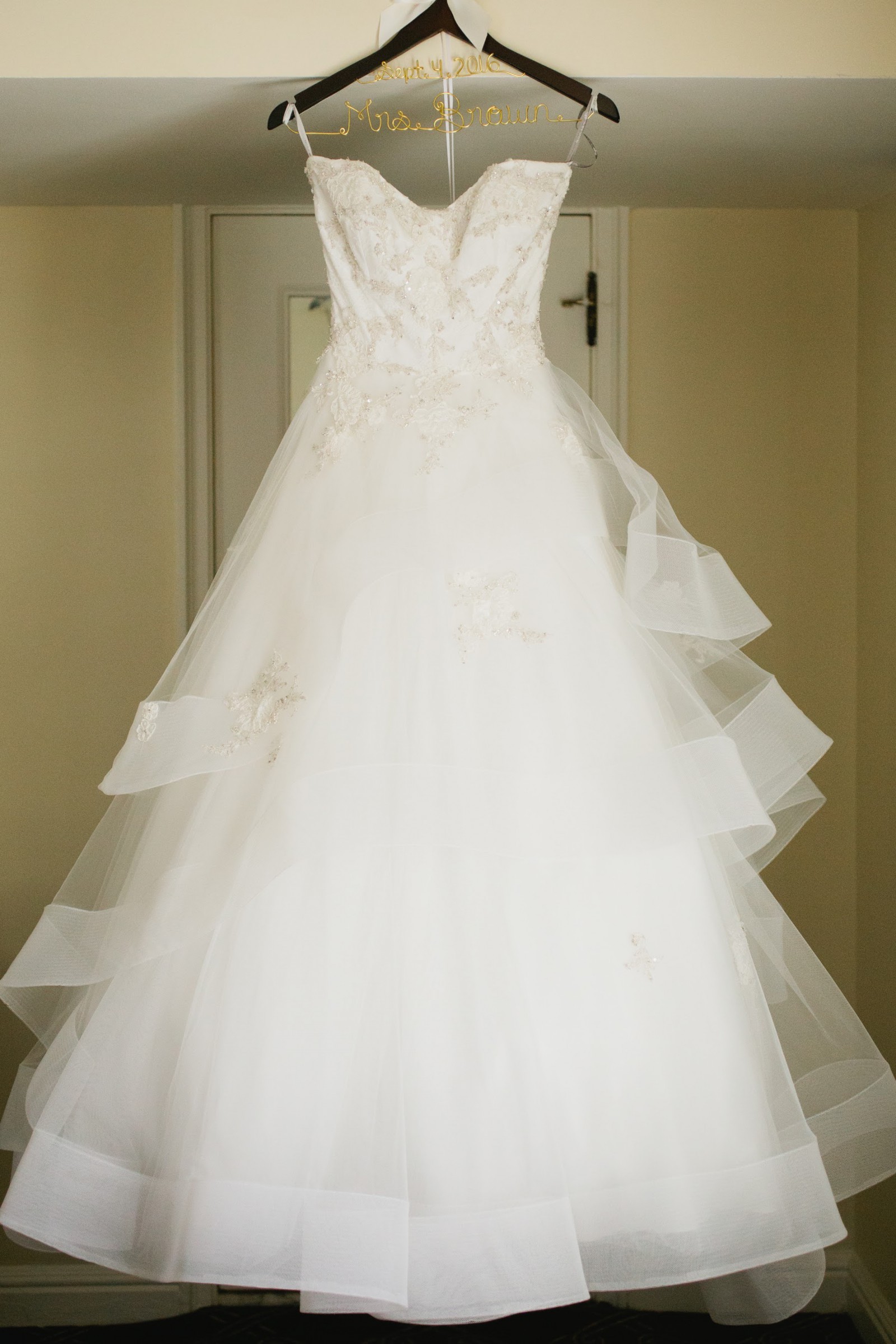 Monique Lhuillier Hazel Preloved Wedding Dress Save 69% - Stillwhite