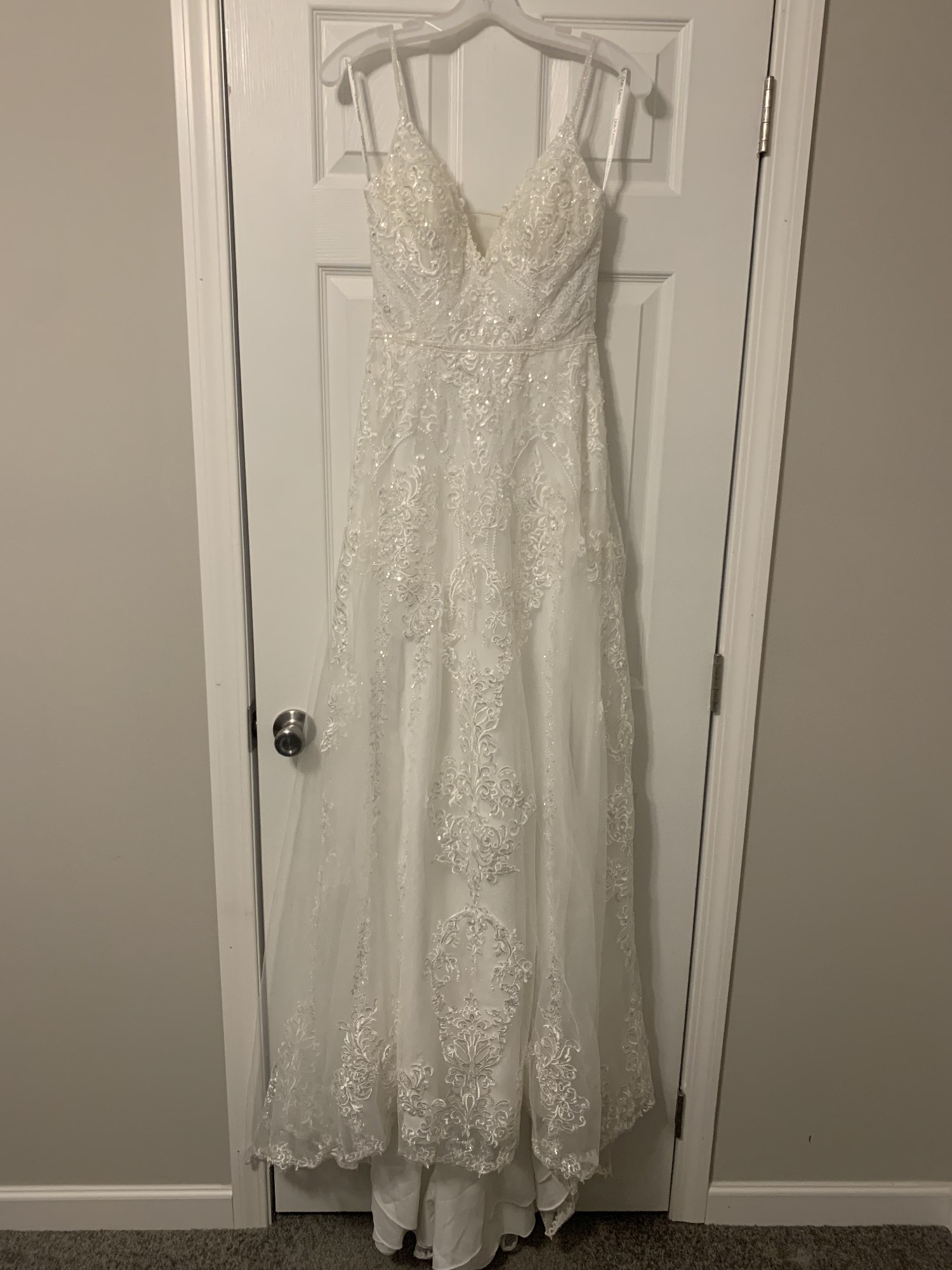 Oleg Cassini CWG905 New Wedding Dress - Stillwhite