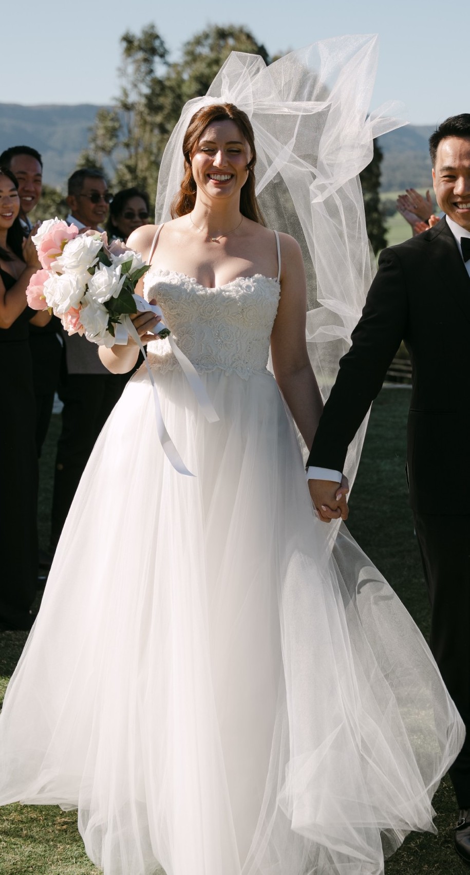 Lisa Gowing, Isla Wedding Dress Save 77% - Stillwhite