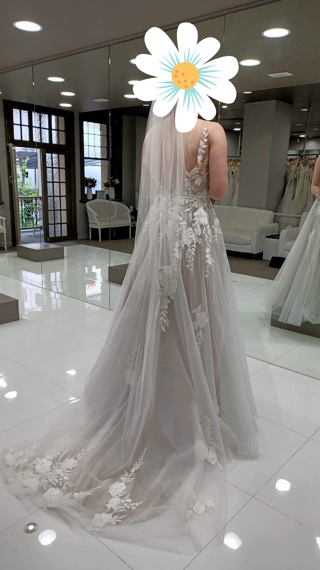 Madi Lane Halani New Wedding Dress - Stillwhite
