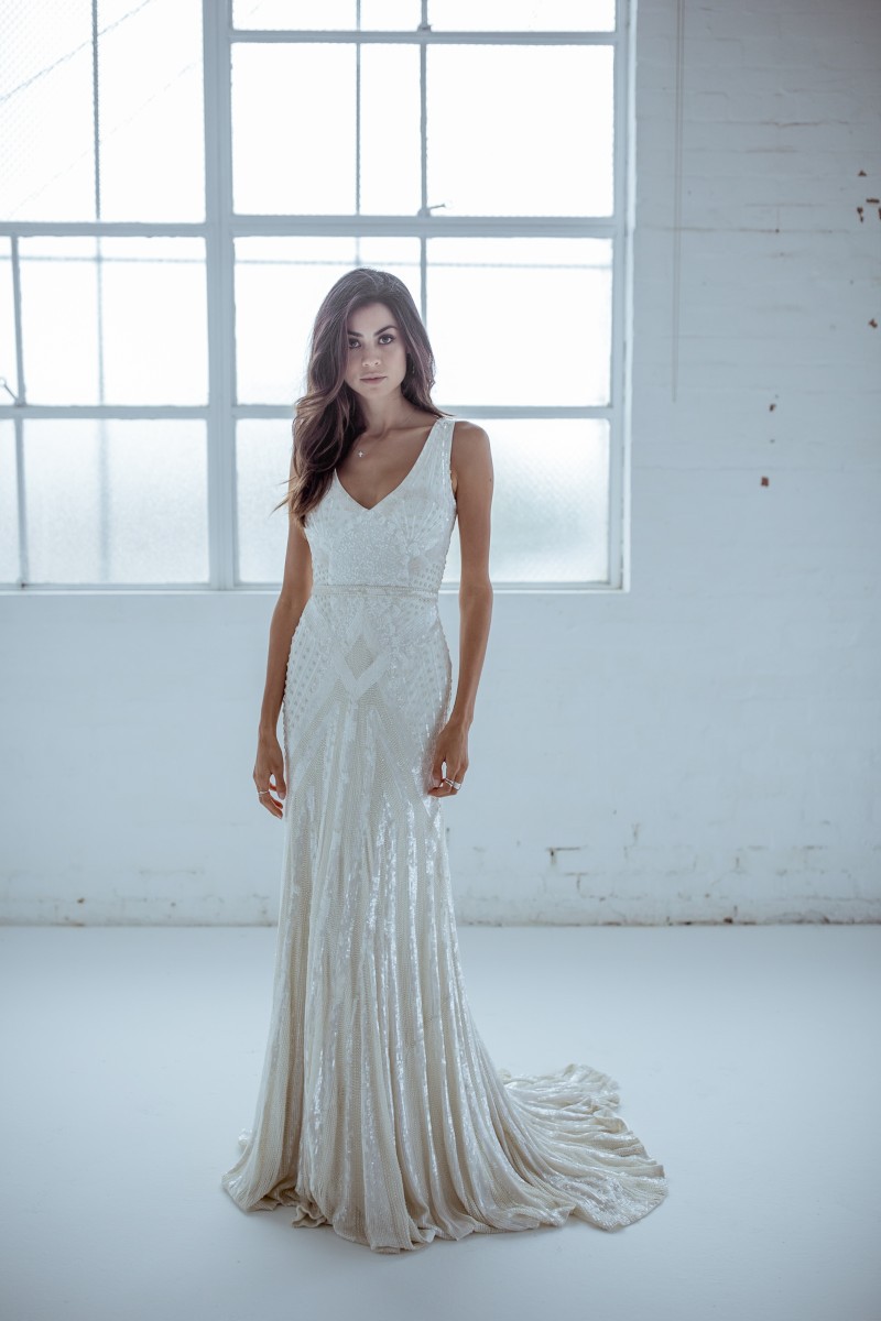 Karen Willis Holmes Fontanne Sample Wedding Dress - Stillwhite
