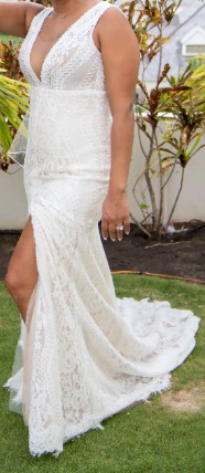 Emmy Mae Bridal Sage Used Wedding Dress Save 75% - Stillwhite
