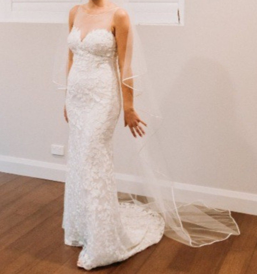 chinese dress ladies used Madison James Stunning Lace Gown MJ704 Wedding Dress