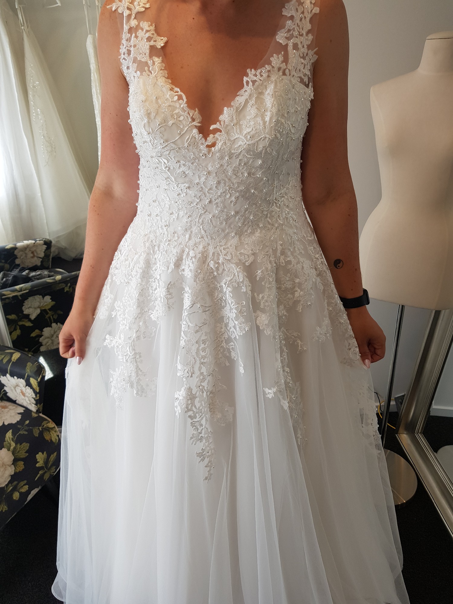 Kaia Elle Bridal Liza New Wedding Dress Save 75% - Stillwhite