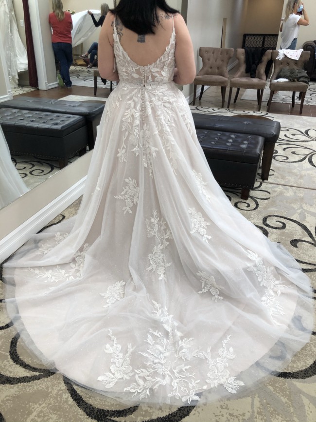Breeze Bridal Exclusive New Wedding Dress Save 75% - Stillwhite
