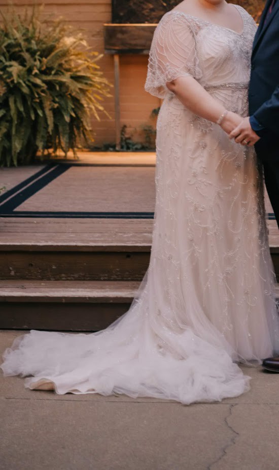 Jasmine Bridal Preowned Wedding Dress Save 40 Stillwhite