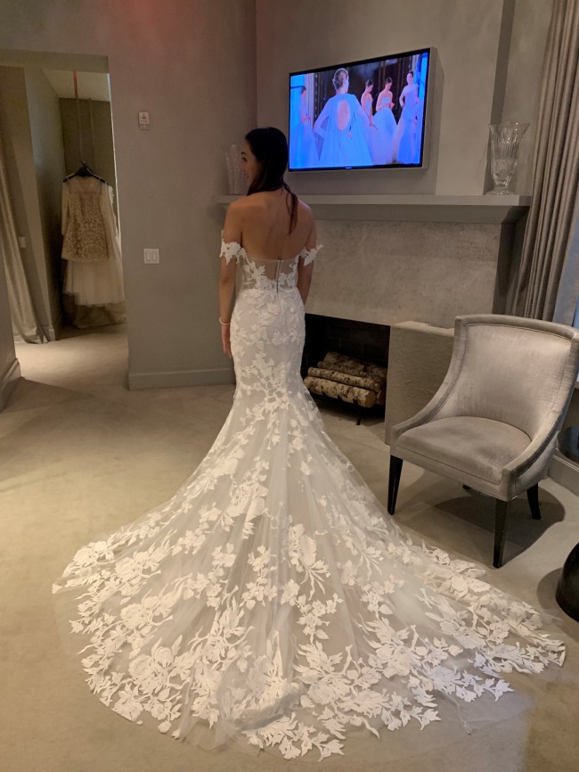 monique lhuillier fall 2019 bridal