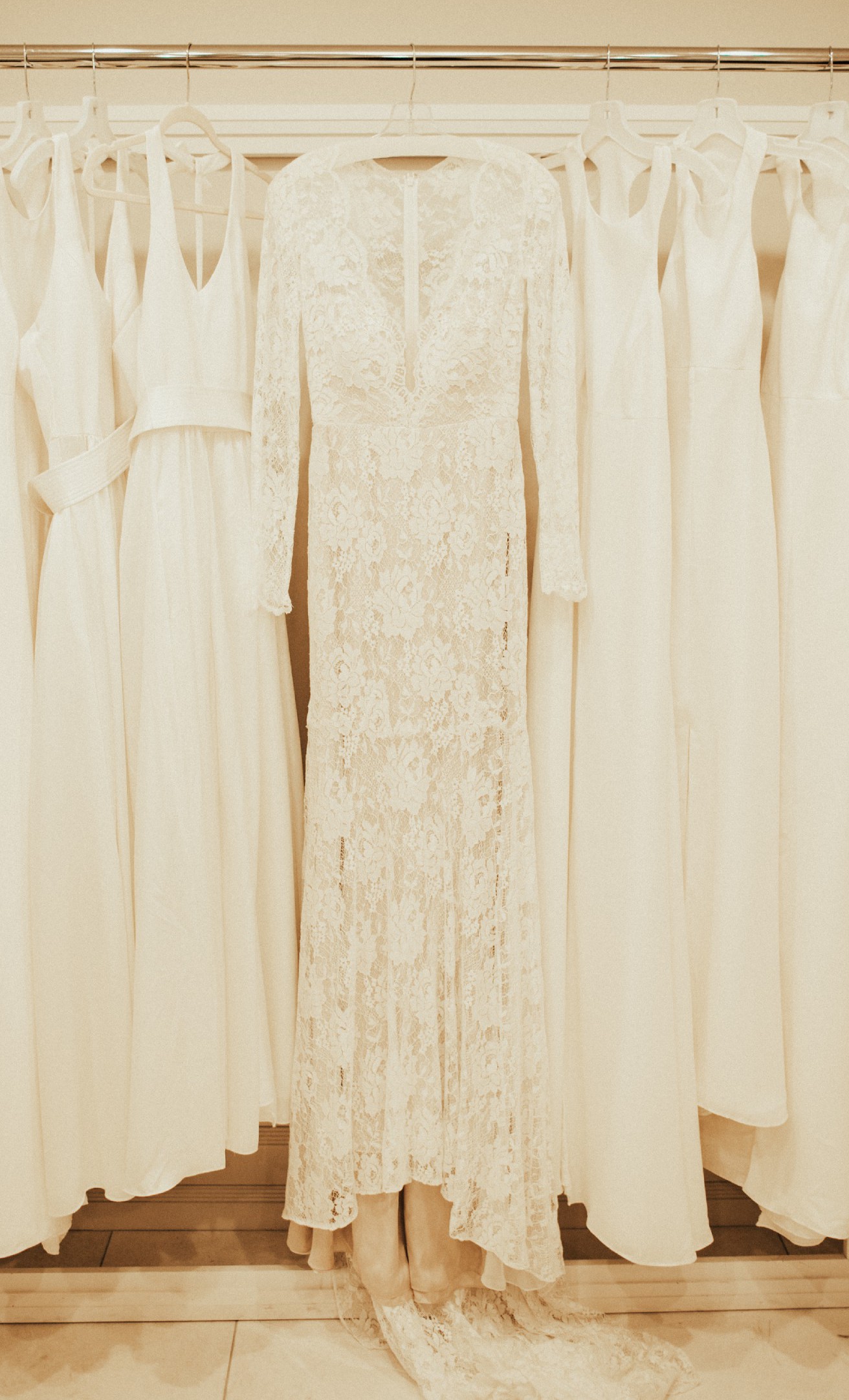 Lela Rose, The Canyon Used Wedding Dress Save 51% - Stillwhite