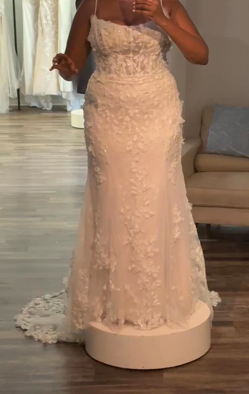 K&B Bridal Private Design Collection, 3D Floral