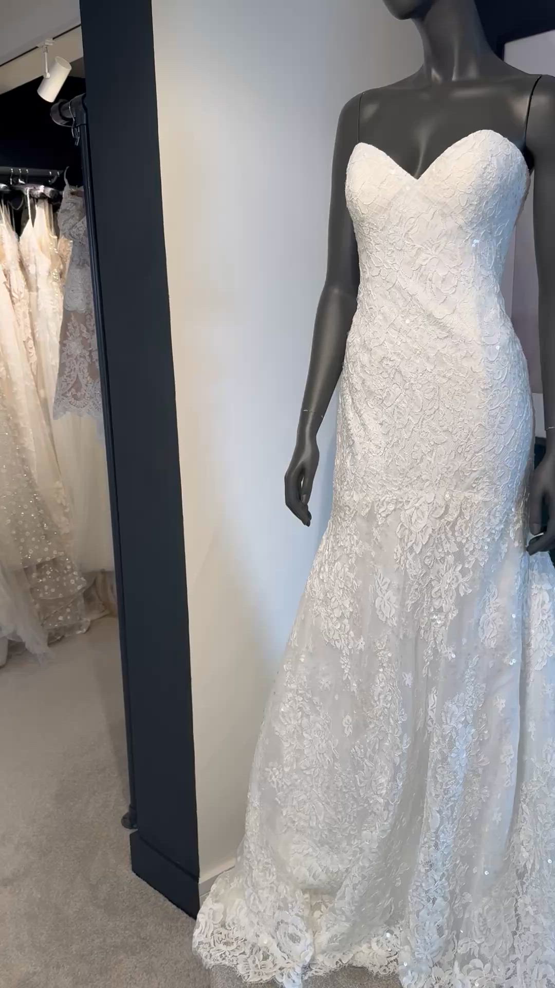 Justin Alexander, 88087 - Boutique Clearance Sample Dress