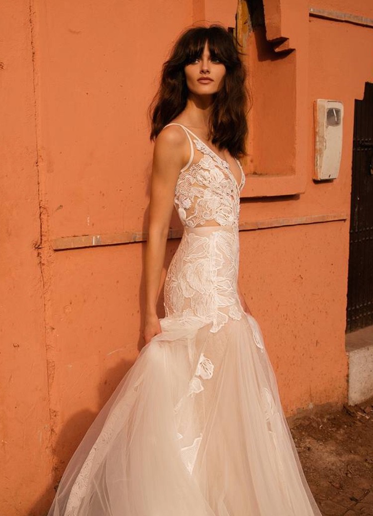 Liz Martinez Lucia Used Wedding Dress Save 48% - Stillwhite