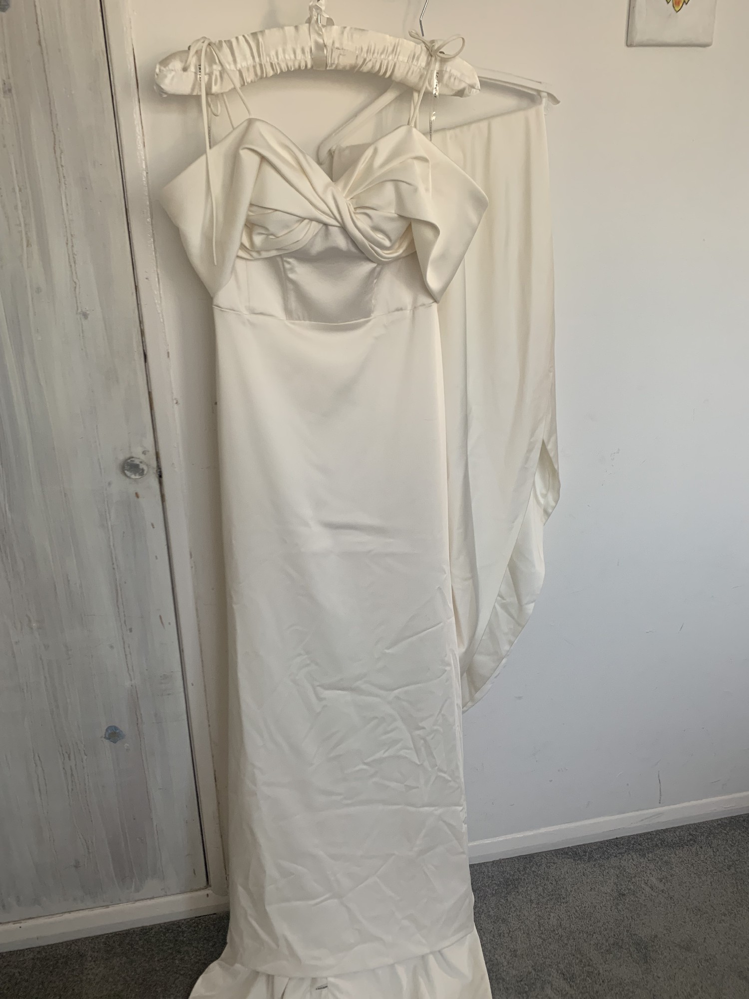 Eva Lendel, Joyce Sample Wedding Dress Save 70% - Stillwhite Eva Lendel, Joyce Sample Wedding Dress Save 70% - Stillwhite