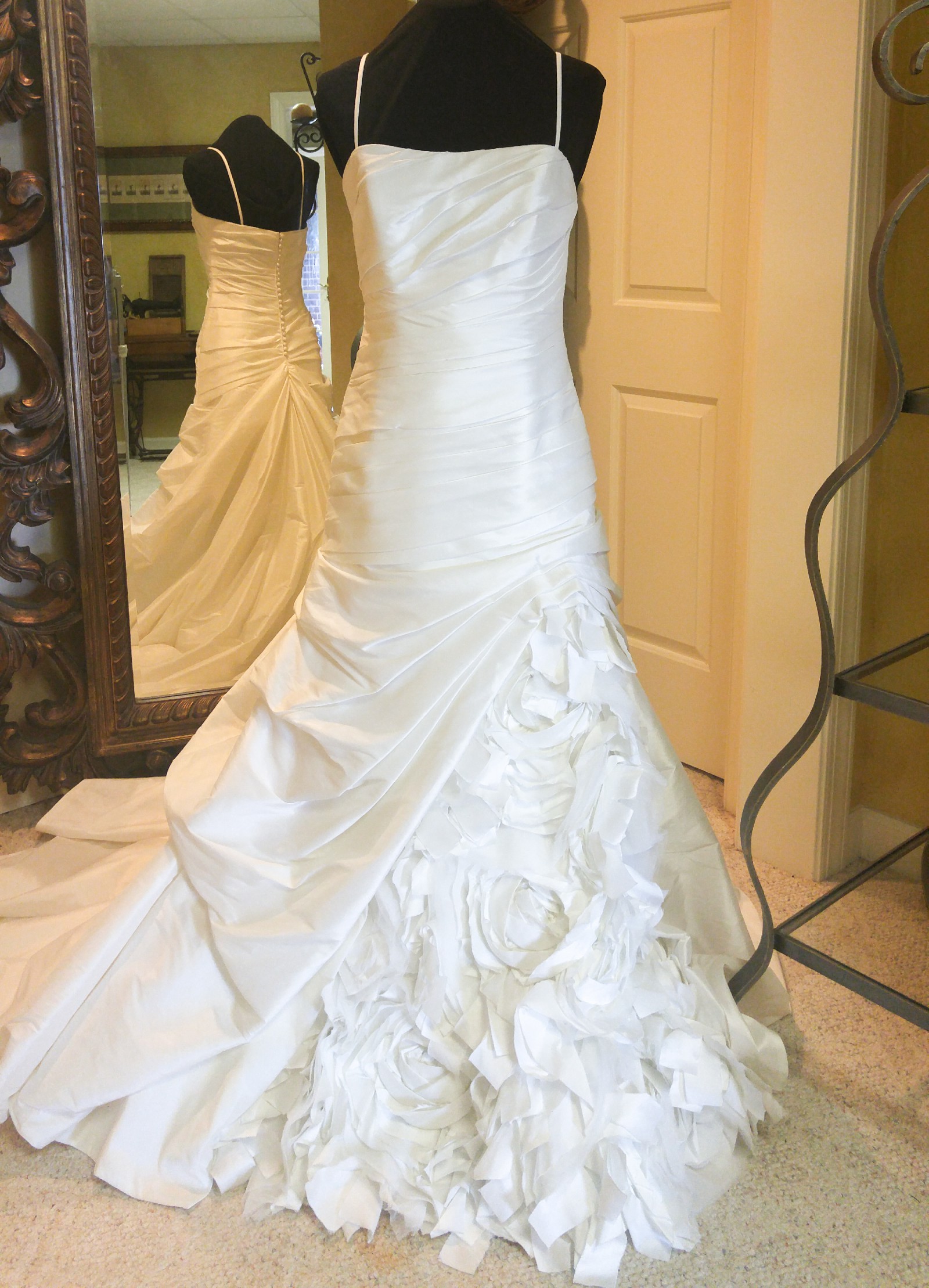 Enzoani Edinburgh  New Wedding  Dress  on Sale  89 Off 