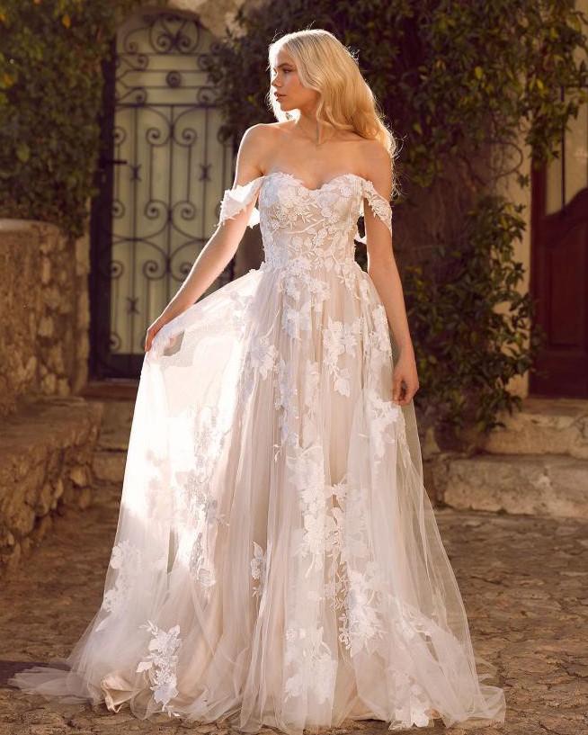 Madi Lane Elora New Wedding Dress Save 21% - Stillwhite