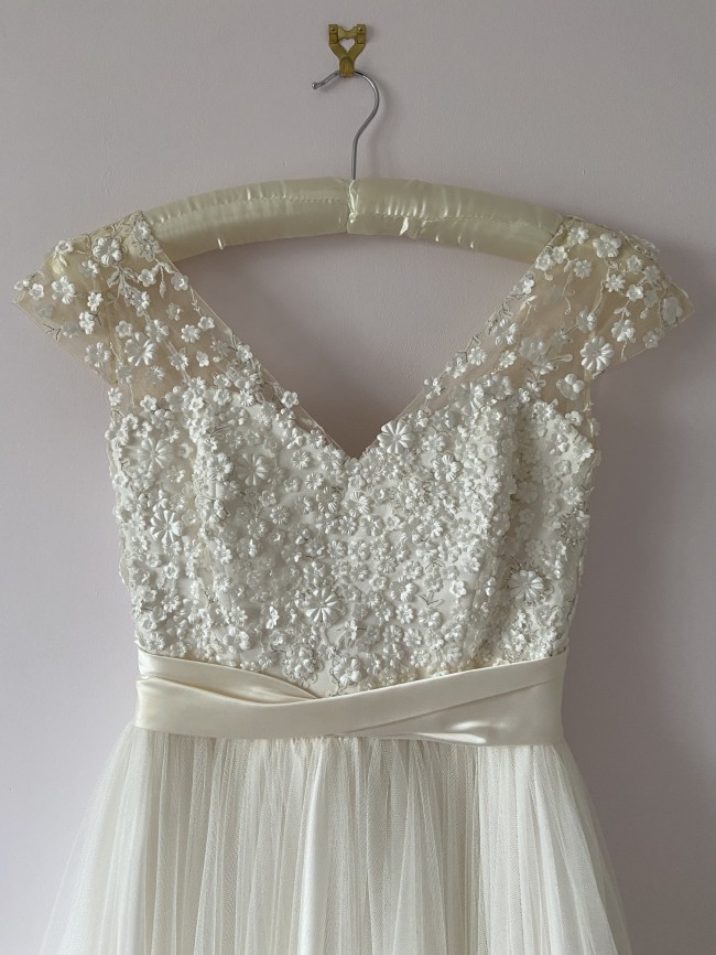 Chanticleer Daisy Wedding Dress Save 73 Stillwhite