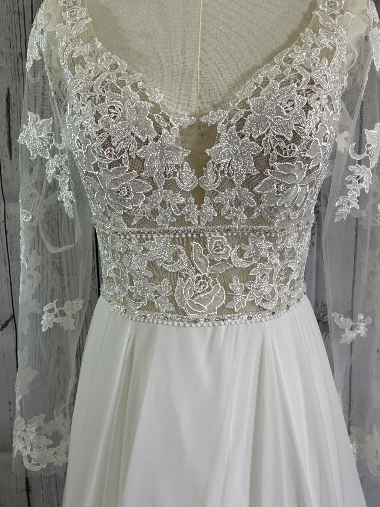 Charlotte's Bridal A-Line/Removable Sleeves Size US 6