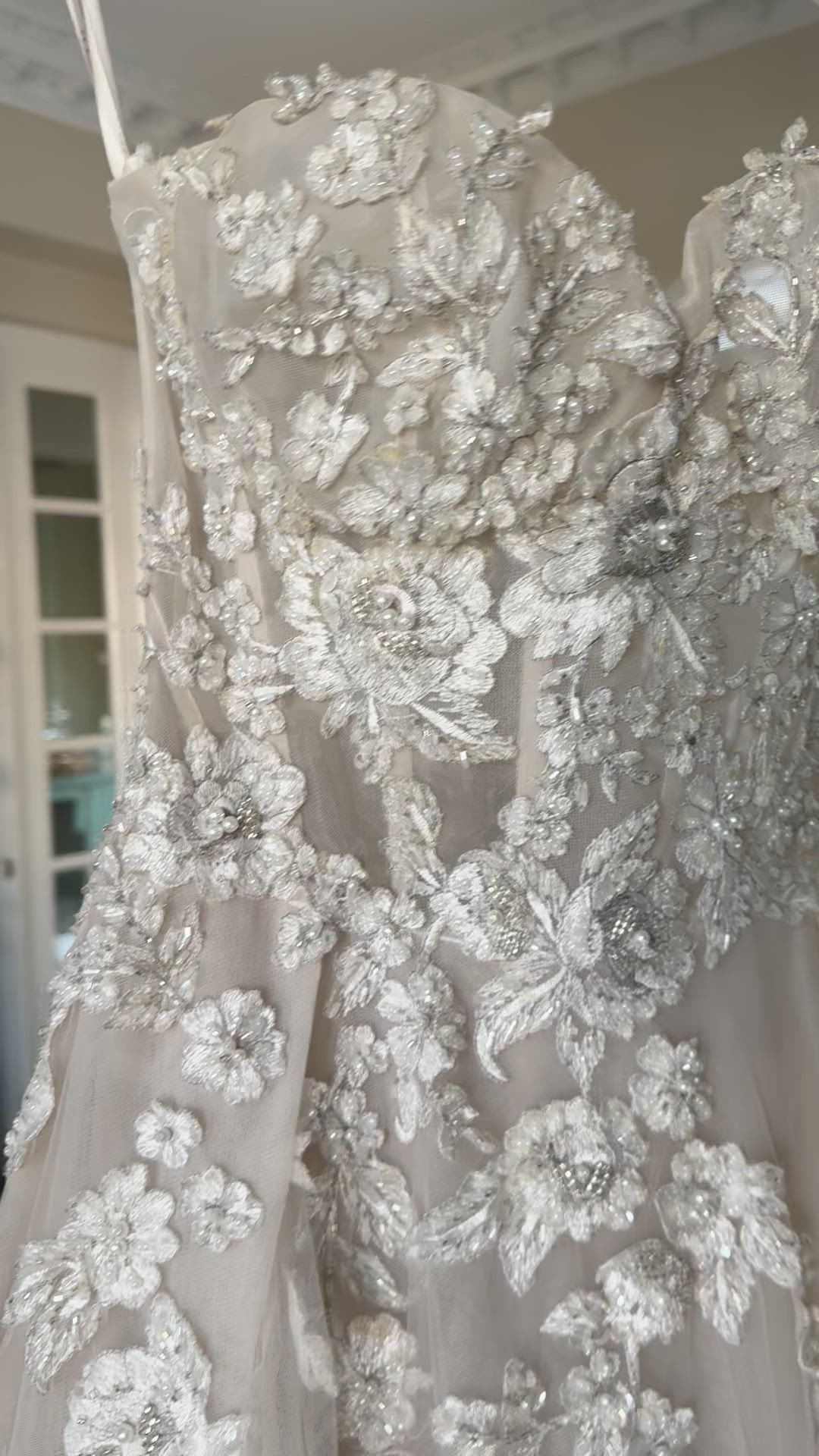 Galia Lahav, Gia