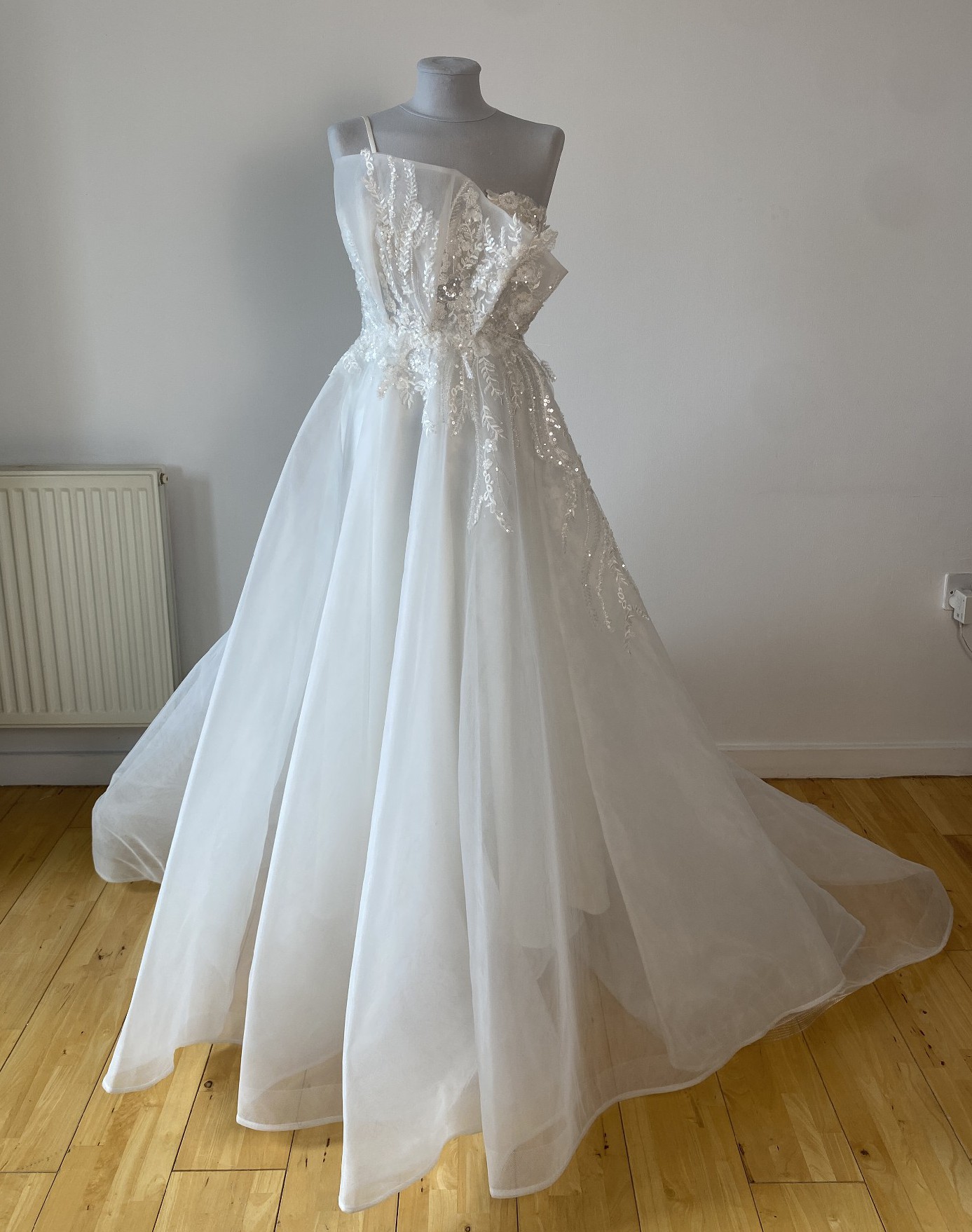 designer a line dress Illusion Neck Designer Lace Sleeveless A-line Bridal Dress Sketch A Custom Sketch main image 1