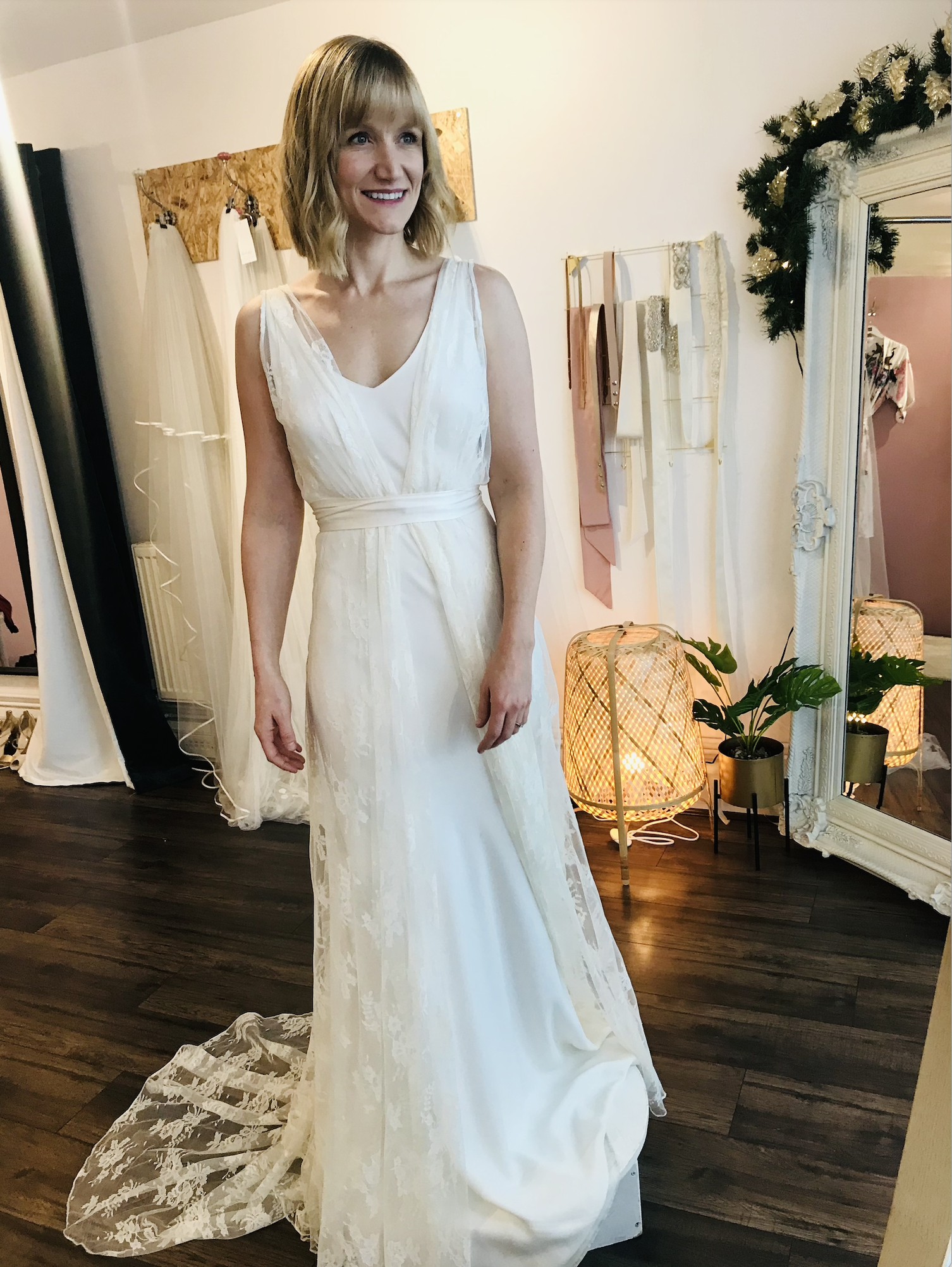 Charlie Brear, Payton Voulaire overdress Wedding Dress Save 88