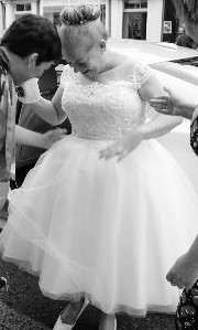 Black and White Tea Length Wedding Dresses