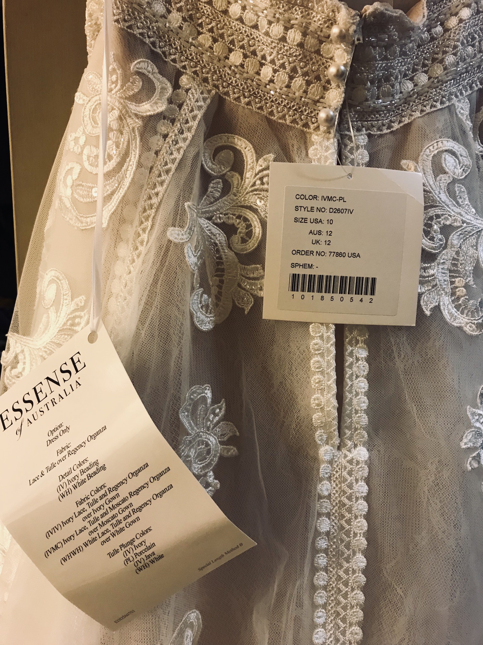 Essense of Australia D2607 New Wedding Dress Save 43% - Stillwhite