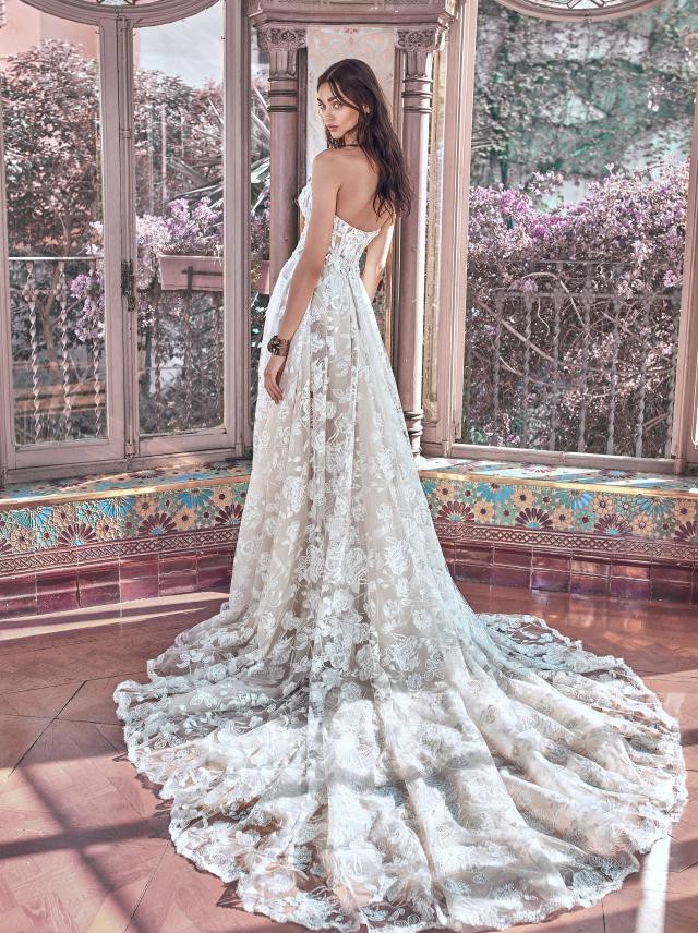 galia lahav still white
