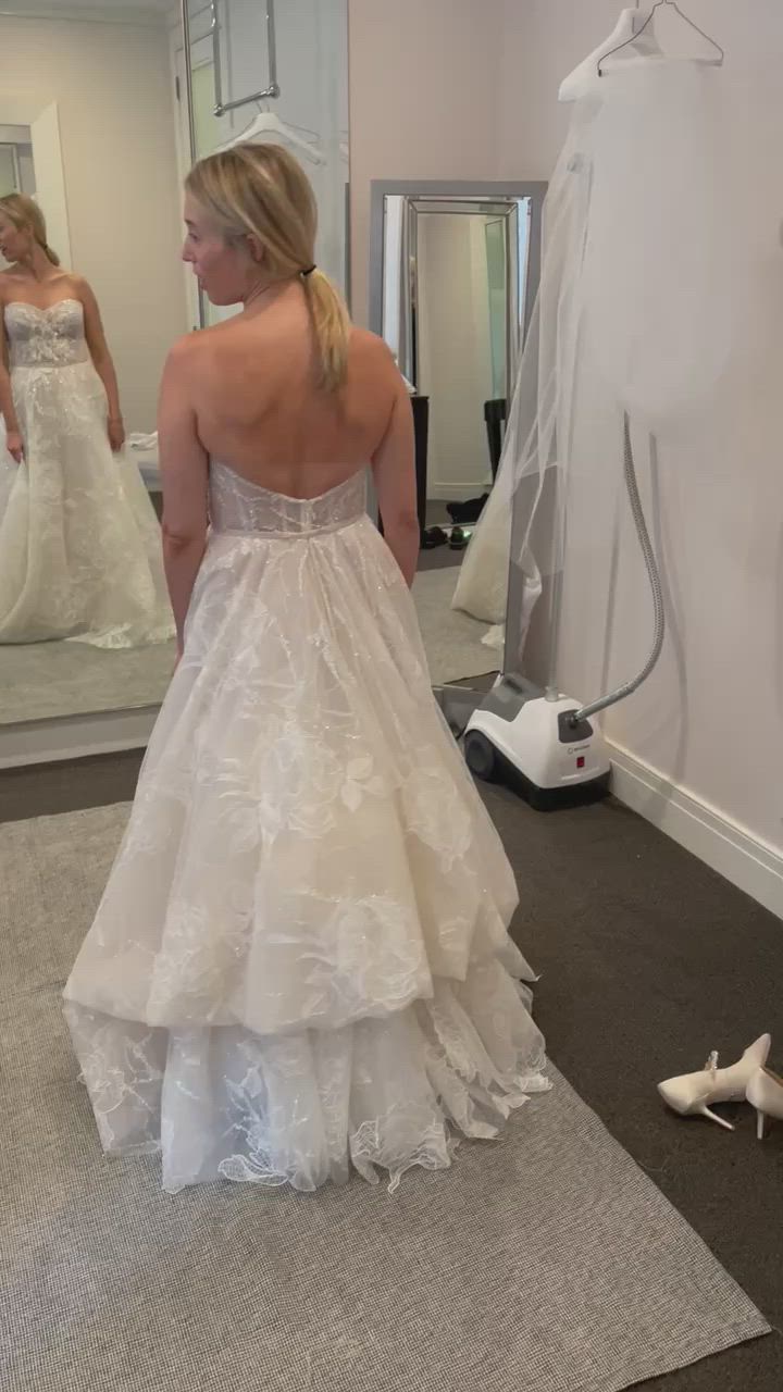 Mira Zwillinger, Ella, Spring 2023
