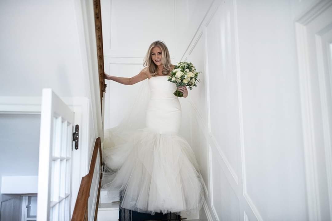 Vera Wang Pavlova Used Wedding Dress Save 91% - Stillwhite