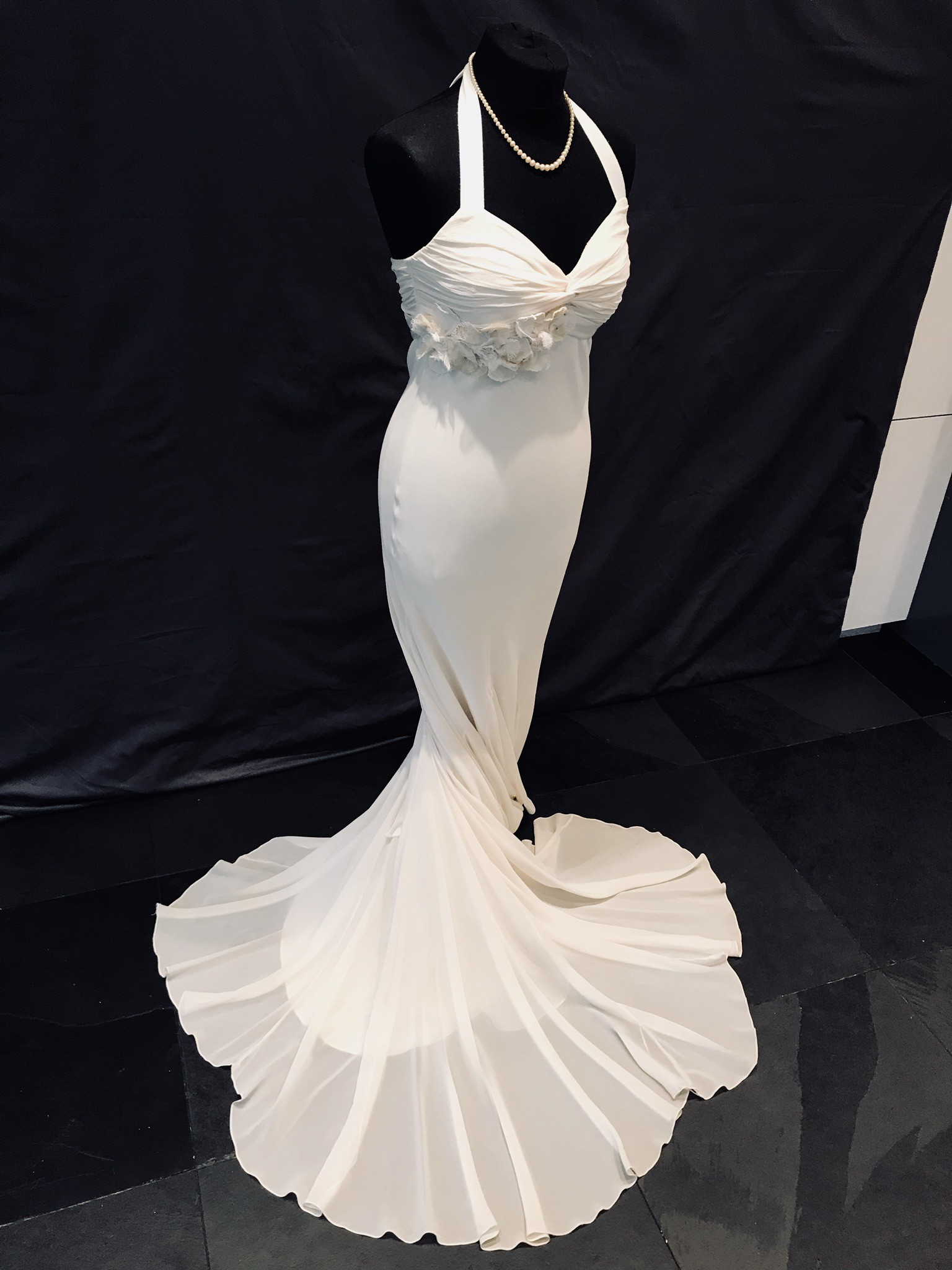  Vera  Wang  Second Hand Wedding  Dress  on Sale 88 Off 