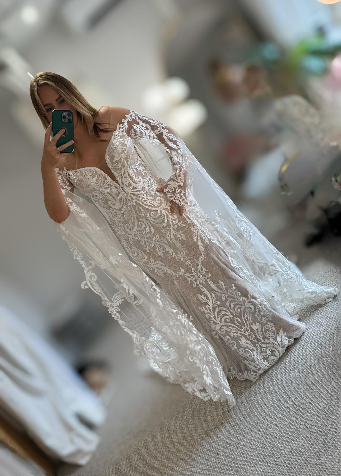 All Who Wander, Kenzo Size 14 IVHZ Ivory over Hazelnut Brand New All Who Wander, Kenzo Size 14 IVHZ Ivory over Hazelnut Brand New