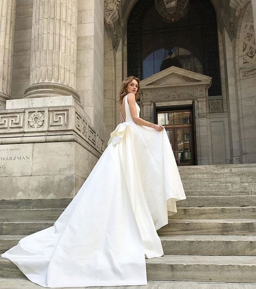 monique lhuillier used