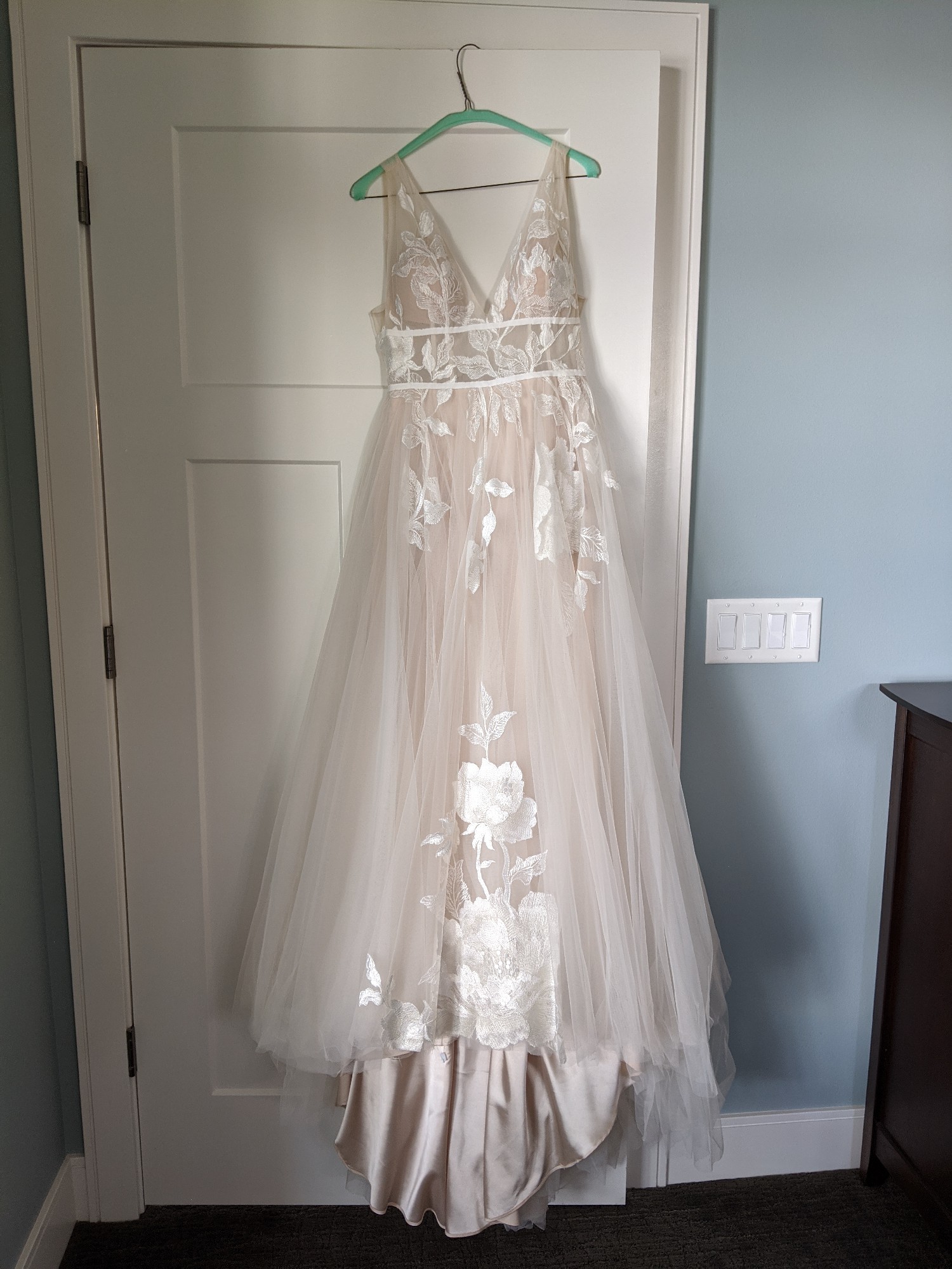 Bhldn hearst shop gown used