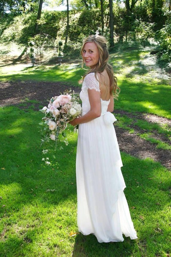 Grace Loves Lace, Emme-Waisted Used Wedding Dress Save 35% - Stillwhite