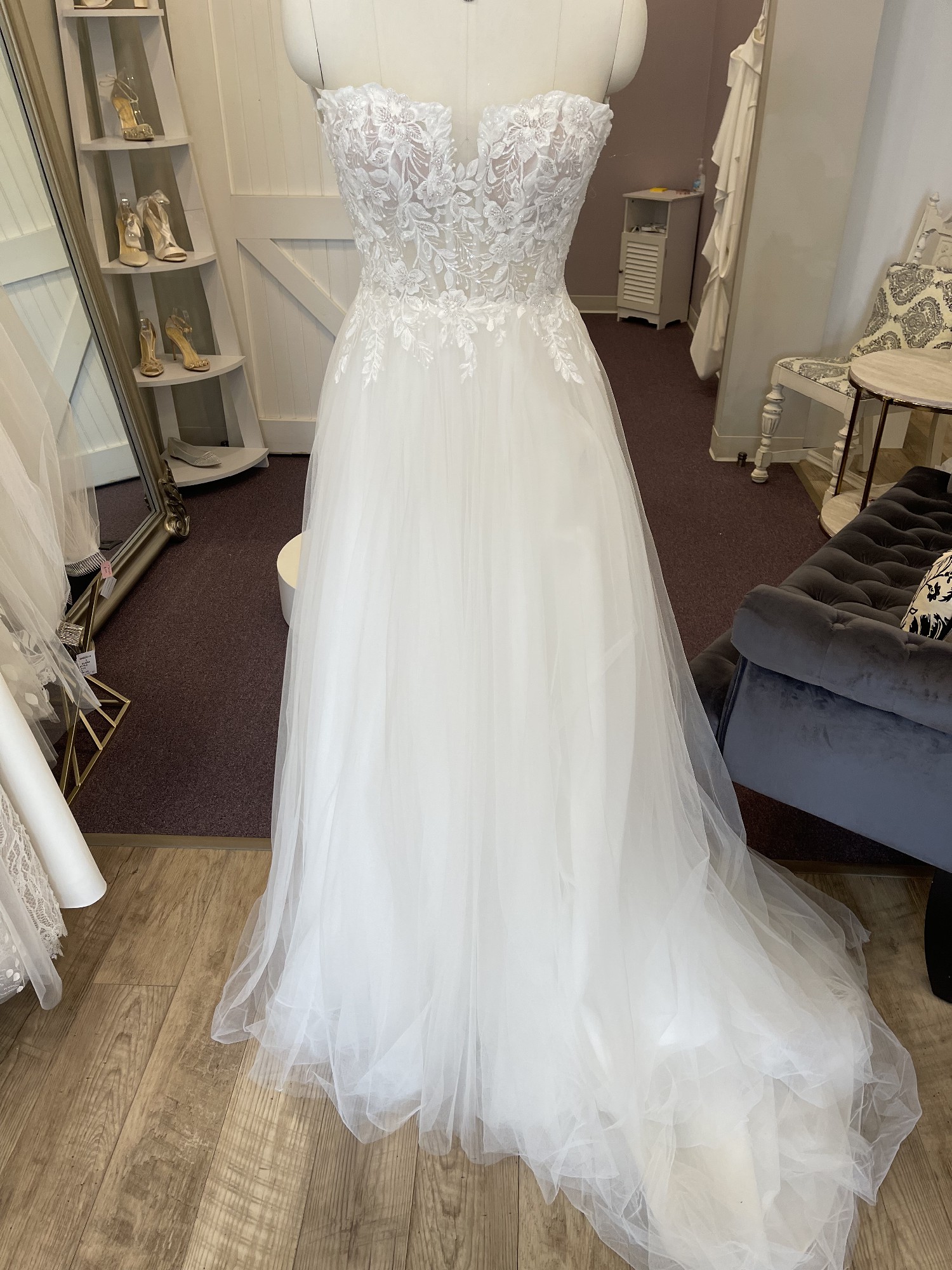 Stella York 7573 New Wedding Dress Save 47% - Stillwhite