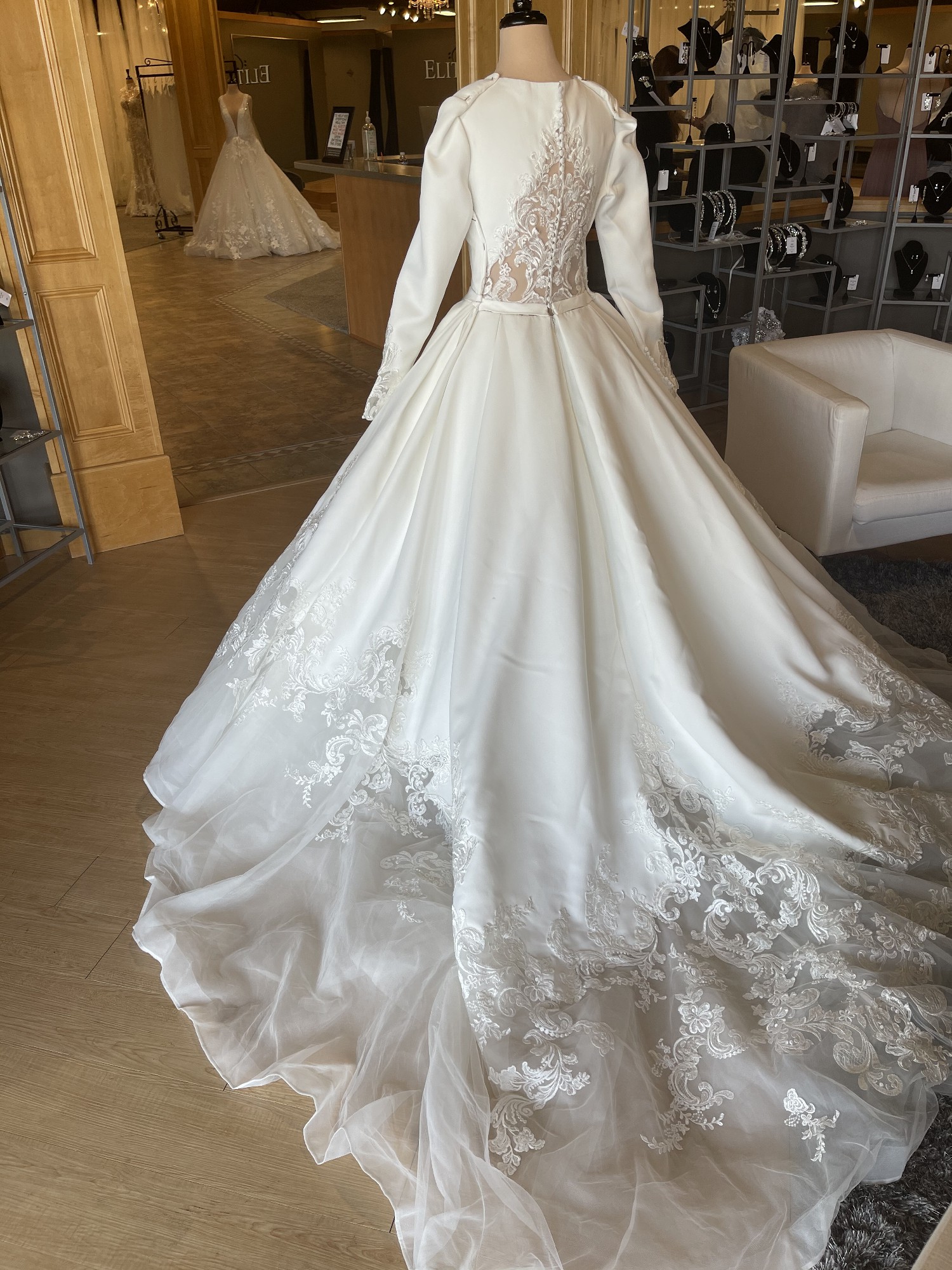 Pronovias Brown New Wedding Dress Save 26% - Stillwhite