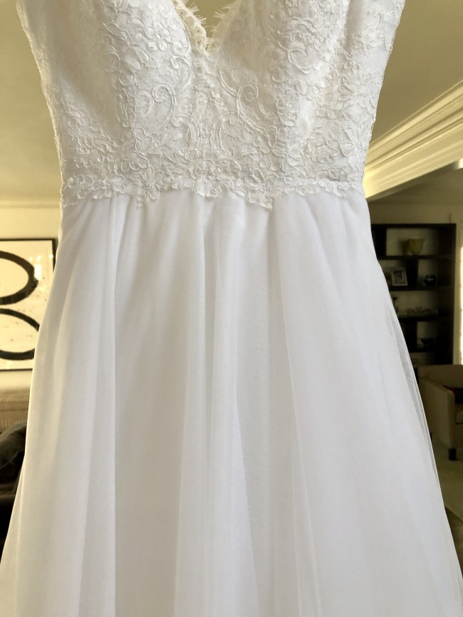 Lis Simon Used Wedding Dress Save 54% - Stillwhite