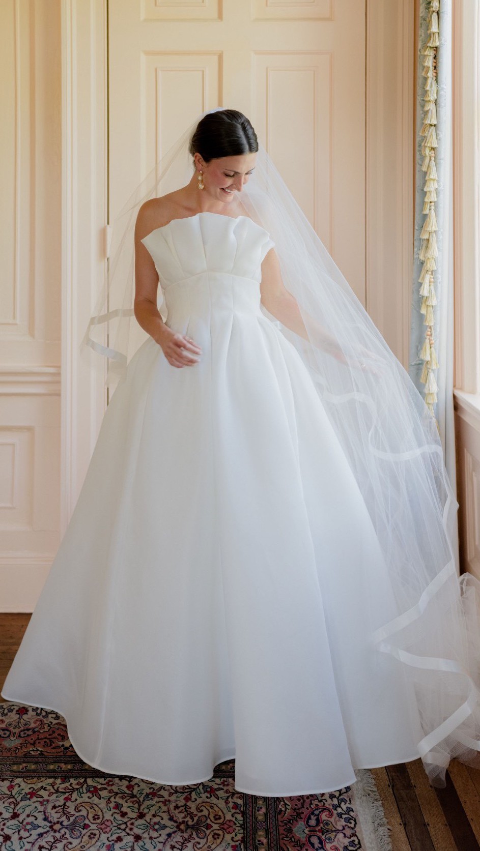 Amsale, Lark Gown, SKU number A841 Wedding Dress Save 29% - Stillwhite Amsale, Lark Gown, SKU number A841 Wedding Dress Save 29% - Stillwhite