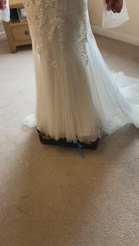 Enzoani, Bt18-08