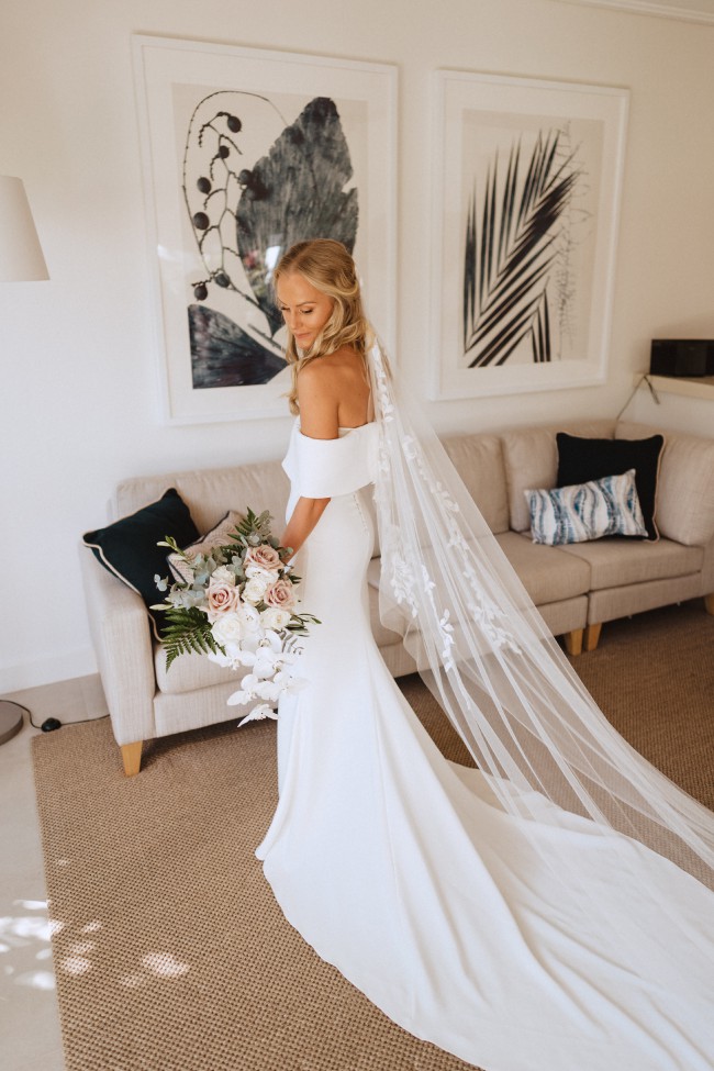 Grace Loves Lace, Mila Gown Wedding Dress Save 31% - Stillwhite Grace Loves Lace, Mila Gown Wedding Dress Save 31% - Stillwhite