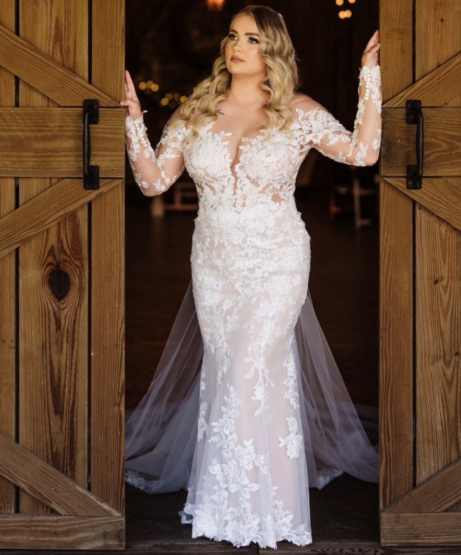 Essense of Australia, D3284 Wedding Dress Save 40% - Stillwhite