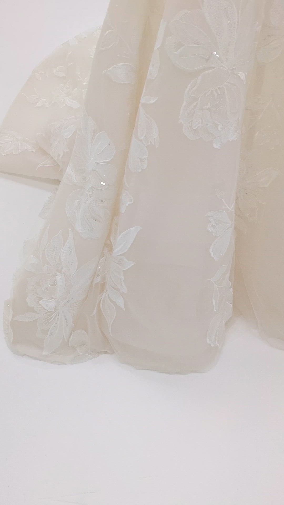 Galia Lahav, Evelyn