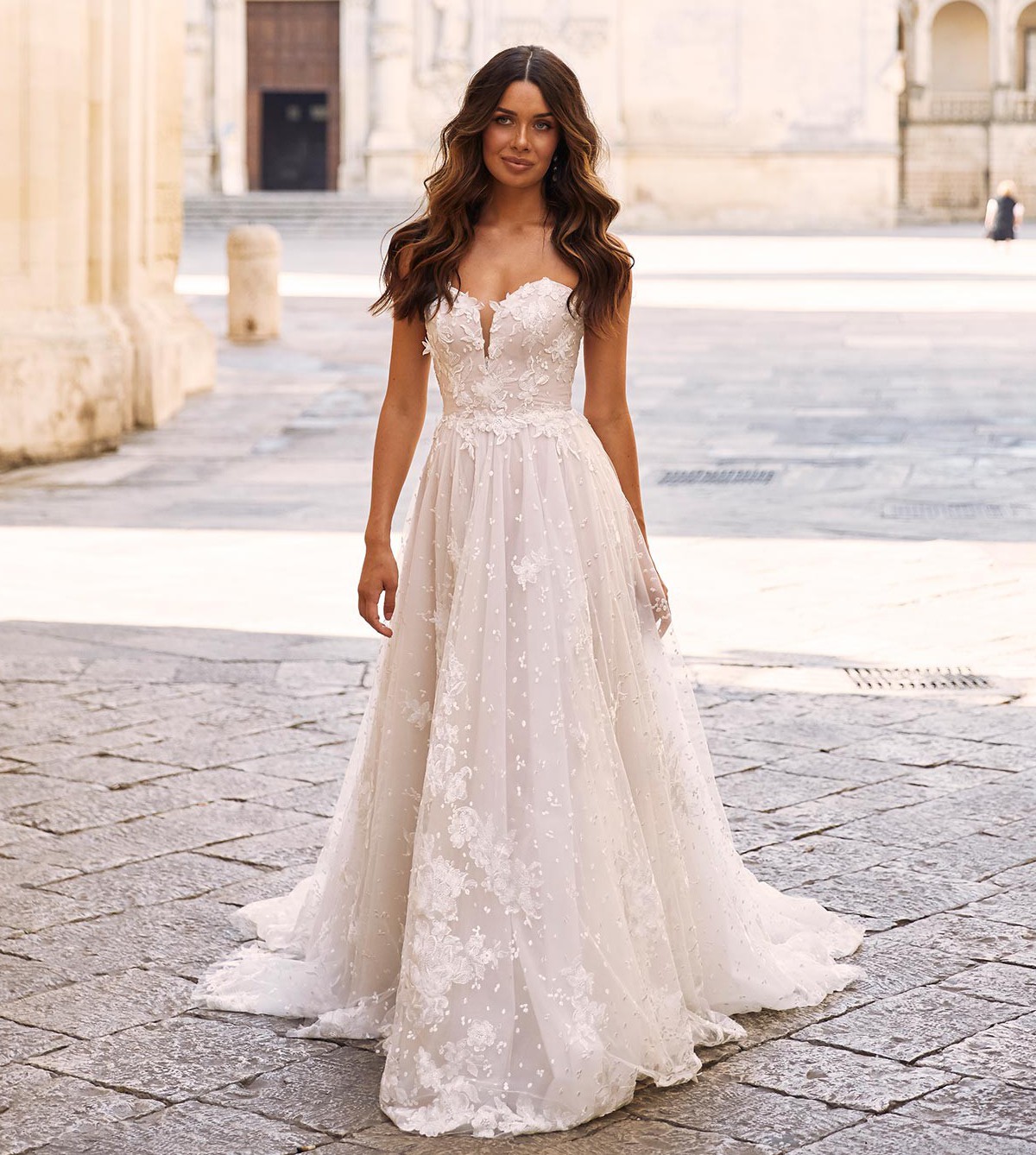 Madi Lane Amelie ML17545 Sample Wedding Dress Save 53% - Stillwhite