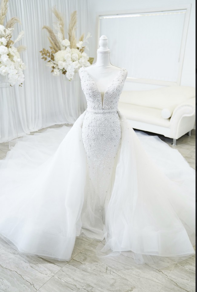 Alin Le' Kal Custom Made Used Wedding Dress Save 57% - Stillwhite